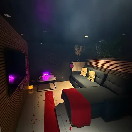 Love Room *