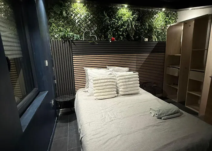 Petit Jacuzzi Appartamento Maisdon-sur-Sevre